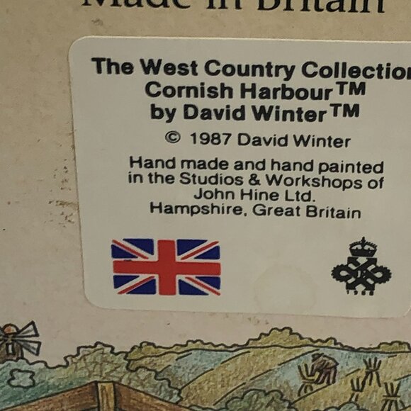 David Winter Cottages 1987 "The Cornish Harbour" Hand Made & Hand Painted - Picture 7 of 16